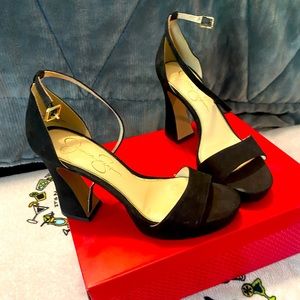 Jessica Simpson dress shoes